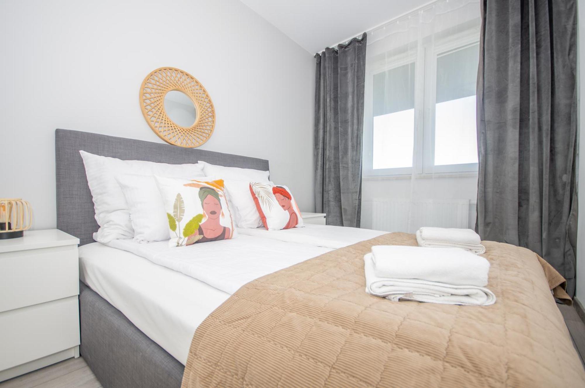 Inpoint Zablocie Modern Apartments For Work&Travel 크라쿠프 외부 사진